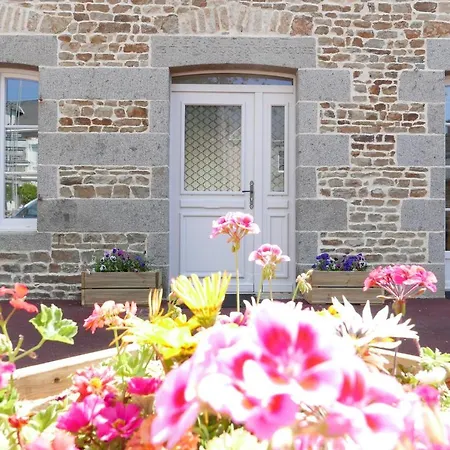 De La Plage, La Baie Du Mont-saint-michel, Sauna Apartment