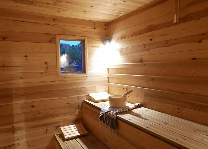 De La Plage, La Baie Du Mont-saint-michel, Sauna * Dragey